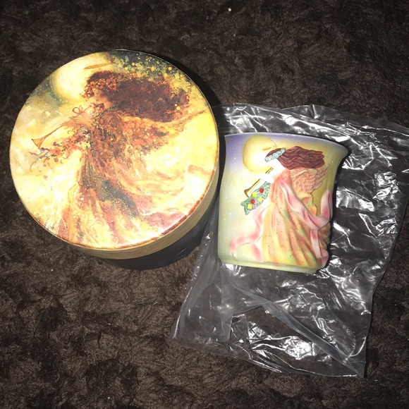 New Lang Candles Porcelain Votive - Picture 3 of 8